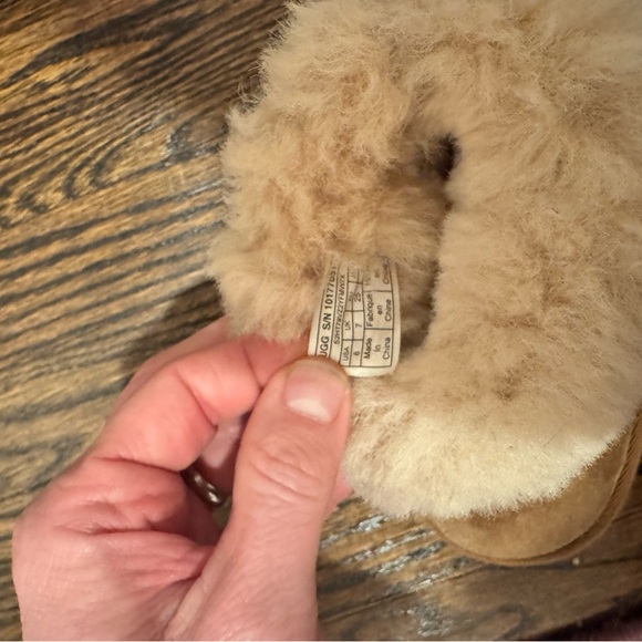 Cozy Tan UGGS Kids Boots - Picture 4 of 4